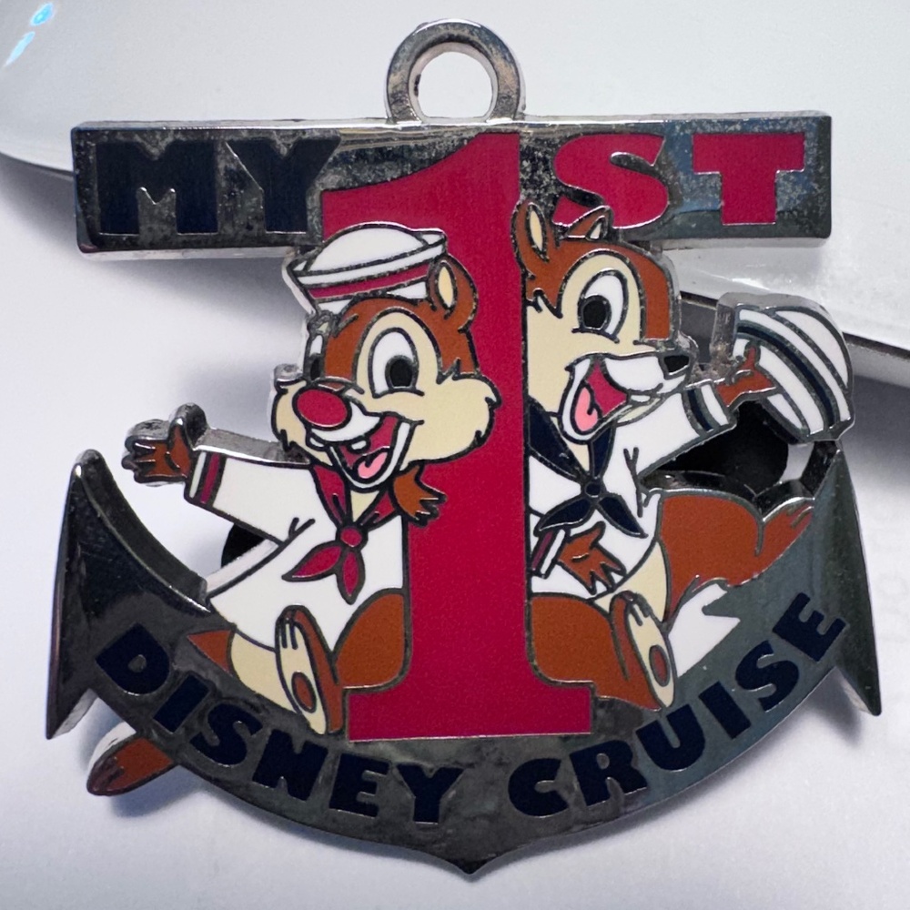 Disney First Cruise Pin - Chip & Dale - EXCELLENT condition